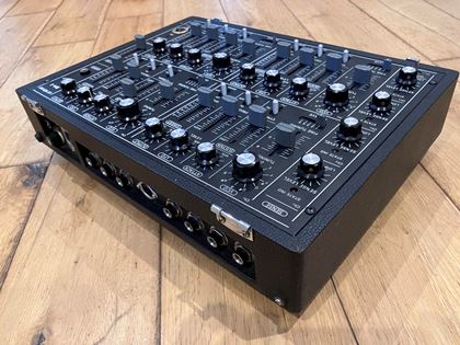 Ult Sound-DS4 Pro Muzer